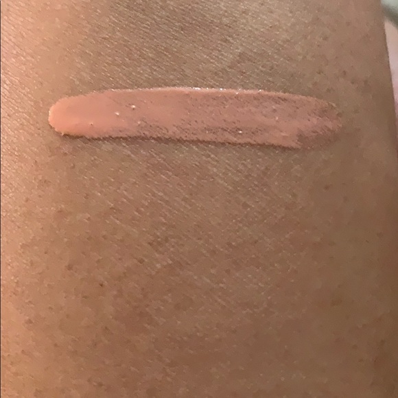 Nude pink gloss - Picture 3 of 3